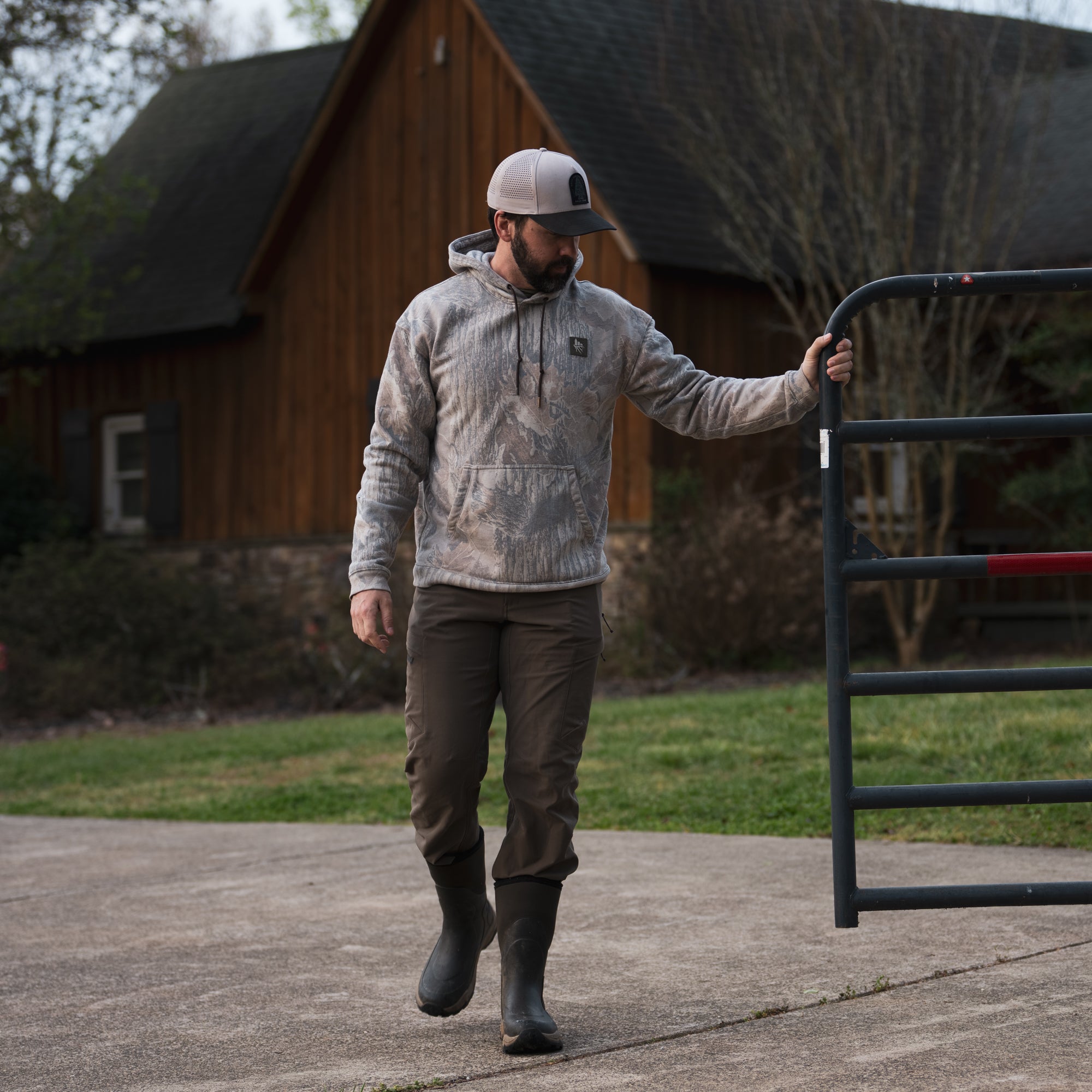 Heritage Hoodie - Realtree Xtra Grey Washed Out