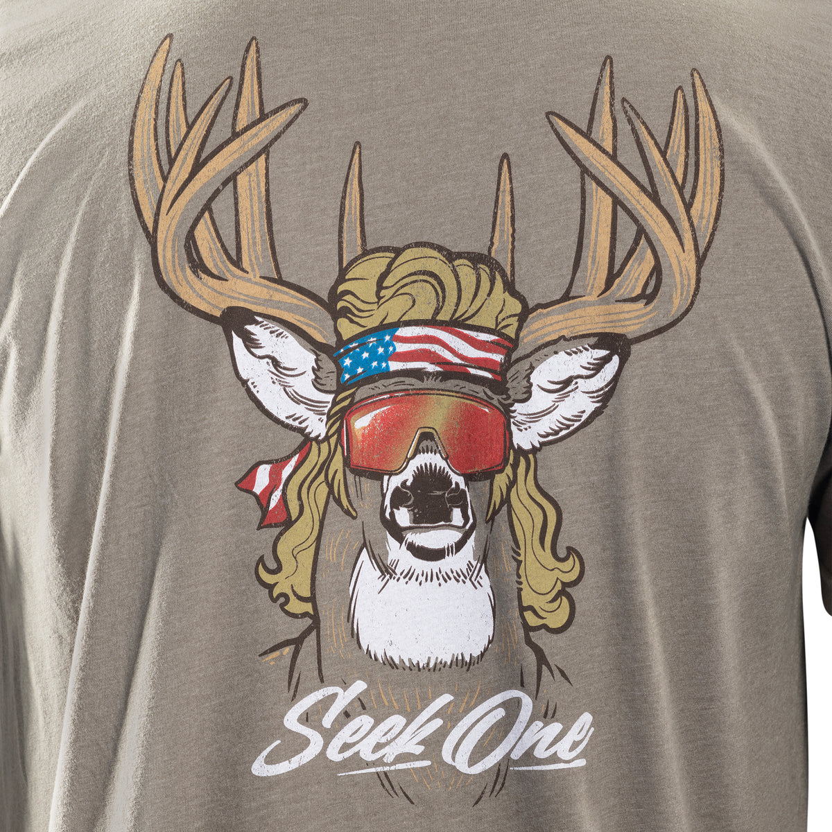 Mullet Deer Tee - Warm Grey